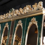 OPULENT GREEN
