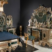 OPULENT GREEN